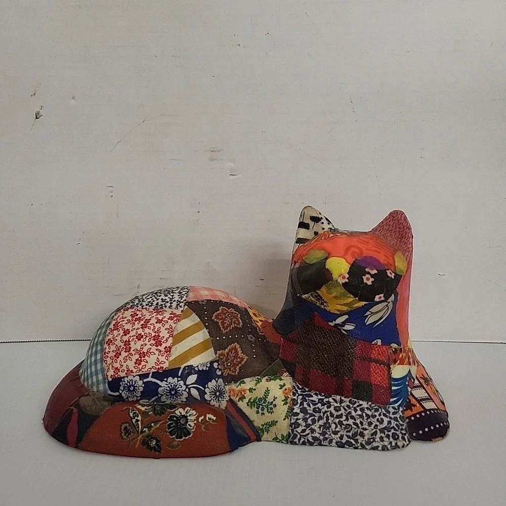 Vintage Patchwork Cat Figurine Multicolor